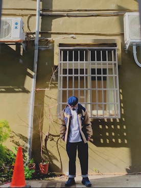 「EAST LOGUEのアイテム（ジャケット/アウター）」を使った、Kevさん（メンズ・163cm）の冬コーディネート