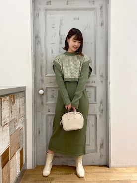 「ミントグリーン」｜「アイテム（ボストンバッグ）」を使った、まなみんさん（レディース・164cm）の秋コーディネート