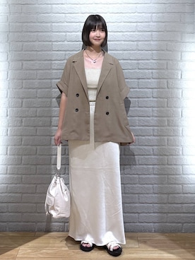 「LOWRYS FARM（ローリーズファーム）のストレッチサテンスカート　 290120（スカート、ブラック系）」を使った、まなみんさん（レディース・164cm）の夏コーディネート
