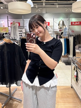 「LOWRYS FARM（ローリーズファーム）のスウェットレースワイドパンツ　670341（スウェットパンツ、グレー系）」を使った、まなみんさん（レディース・164cm）の夏コーディネート