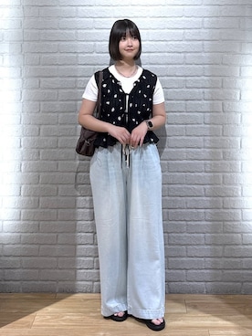 「LOWRYS FARM（ローリーズファーム）の２ＰタンクレイヤードＳＳ 1048915（Tシャツ/カットソー、ホワイト系）」を使った、まなみんさん（レディース・164cm）の夏コーディネート