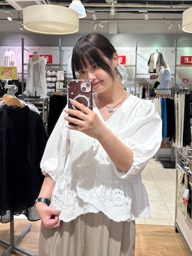 「LOWRYS FARM（ローリーズファーム）のイージーワイドコクーンパンツ 327286（その他パンツ、ベージュ系）」を使った、まなみんさん（レディース・164cm）の夏コーディネート