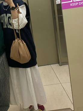 「ワンピース×スニーカー」｜「アイテム（シャツワンピース）」を使った、naさん（レディース・155cm）の春コーディネート