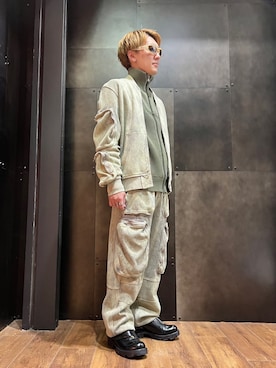 「DIESEL（ディーゼル）のアイテム（その他パンツ）」を使った、kojiさん（メンズ・172cm）の秋コーディネート