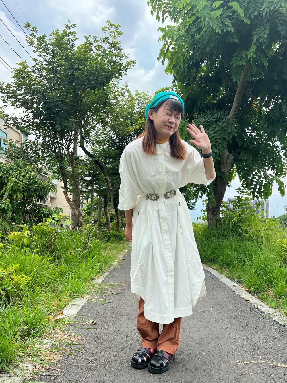 「GUBANのアイテム（ハンチング/ベレー帽、グリーン系）」を使った、Hsuanさん（レディース・157cm）の春コーディネートの1枚目の写真