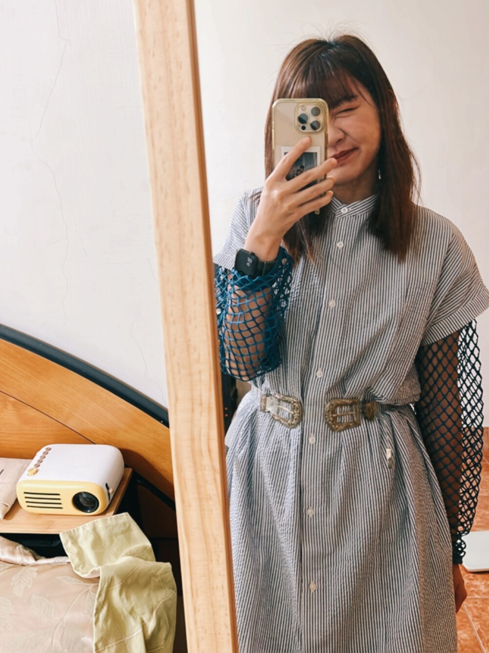 「日本代購🇯🇵のアイテム（シャツワンピース、ブルー系）」を使った、Hsuanさん（レディース・157cm）の春コーディネートの1枚目の写真