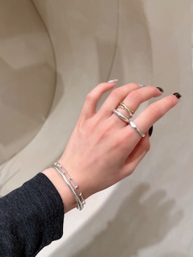 「TEN.（テン）のSILVER925 チゼルリング SV リング ギフト ペアリング（リング、シルバー系）」を使った、mikiさん（レディース・158cm）の春コーディネート