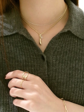 「アイテム（チャーム）」を使った、mikiさん（レディース・158cm）の秋コーディネート