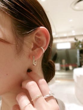 「アイテム（イヤーカフ）」を使った、mikiさん（レディース・158cm）の秋コーディネート