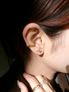 「アイテム（イヤーカフ）」を使った、mikiさん（レディース・158cm）の秋コーディネート