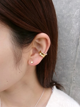 「アイテム（イヤーカフ）」を使った、mikiさん（レディース・158cm）の秋コーディネート