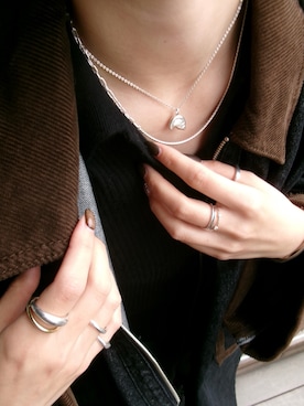 「アイテム（チャーム）」を使った、mikiさん（レディース・158cm）の秋コーディネート