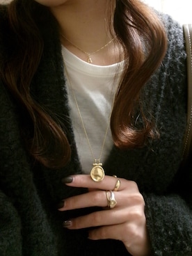 「アイテム（チャーム）」を使った、mikiさん（レディース・158cm）の秋コーディネート