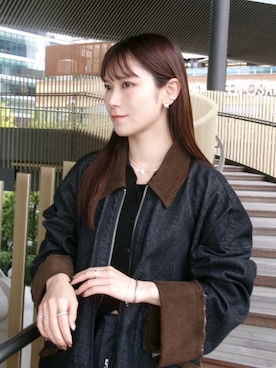 「アイテム（チャーム）」を使った、mikiさん（レディース・158cm）の秋コーディネート