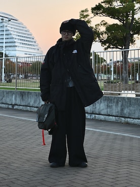 「アイテム（バッグ、グリーン系）」を使った、hitoyoshi さん（メンズ・172cm）の秋コーディネート