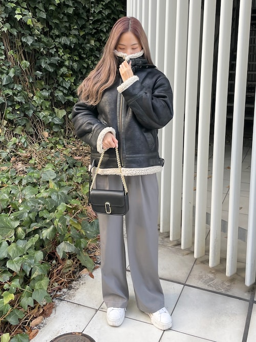 ムートンコートを使った「MARC JACOBS」の人気ファッション 