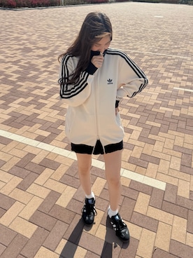 「アイテム（その他アウター）」を使った、Momoさん（レディース・153cm）の秋コーディネート
