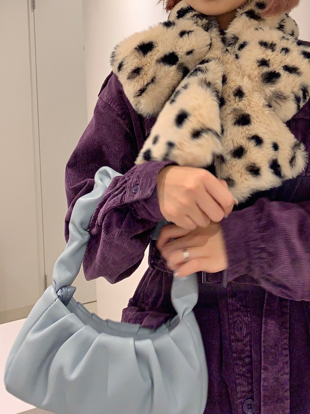 「カジュアルコーデ、春服みてみて、春服、プチプラ、パープル、ワンピース」｜「CasseliniのCasselini（キャセリーニ）リボンティペット（マフラー、その他）」を使った、Otsuguさん（レディース・159cm）の春コーディネートの1枚目の写真