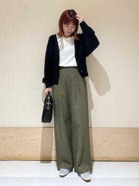 「ショート丈トップス」｜「アイテム（バレエシューズ）」を使った、ホンダ マユさん（レディース・152cm）の春コーディネート