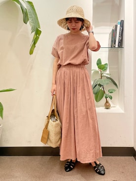 「ペーパーバッグ」｜「アイテム（帽子）」を使った、ホンダ マユさん（レディース・152cm）の夏コーディネート