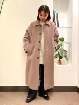 「フレアデニム」｜「アイテム（ステンカラーコート）」を使った、ホンダ マユさん（レディース・152cm）の秋コーディネート