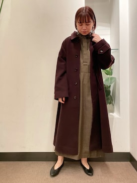 「チェックワンピース」｜「アイテム（ステンカラーコート）」を使った、ホンダ マユさん（レディース・152cm）の冬コーディネート