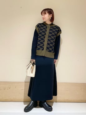 「ベスト×ワンピース」｜ホンダ マユさん（レディース・152cm）の秋コーディネート