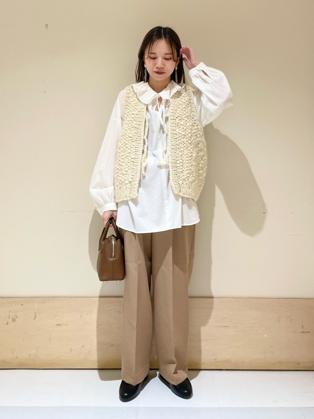 URBAN RESEARCH DOORS（アーバンリサーチドアーズ）の「フリルカラー