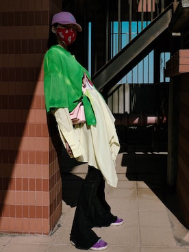 「GCDS（ジーシーディーエス）のアイテム」を使った、lsoislさん（レディース・168cm）の秋コーディネート