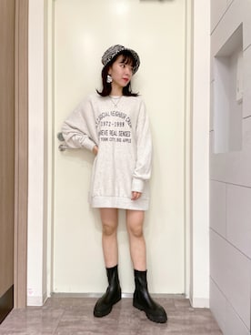 「ジーナシス」｜「アイテム（アクセサリー）」を使った、Ayukaさん（レディース・159cm）の秋コーディネート