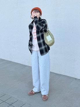 「アイテム（スウェットパンツ）」を使った、𝚝𝚘𝚞.𝚊さん（レディース・152cm）の冬コーディネート