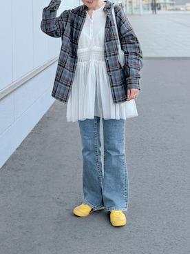 「JOURNAL STANDARD relume（ジャーナルスタンダード　レリューム）の《WEB限定追加2》CHECKオーバーサイズシャツ（シャツ/ブラウス、ブルー系）」を使った、𝚝𝚘𝚞.𝚊さん（レディース・152cm）の春コーディネート