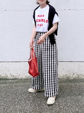 「chambre de charme（シャンブルドゥシャーム）のアイテム（パンツ）」を使った、𝚝𝚘𝚞.𝚊さん（レディース・152cm）の夏コーディネート
