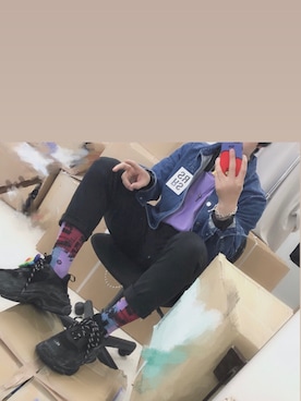 「BALENCIAGA」｜「アイテム（デニムジャケット）」を使った、tさん（メンズ・169cm）の冬コーディネート