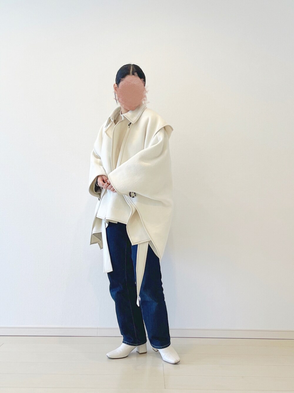 「ootd、私の推しブランド、オトナカジュアル、低身長女子、152cm、ニットコーデ、低身長コーデ、重ね着、脚長効果」｜「SNIDELの【SNIDEL×新木優子×sweet】コート（その他アウター、ホワイト系）」を使った、yuri*さん（レディース・152cm）の冬コーディネートの1枚目の写真