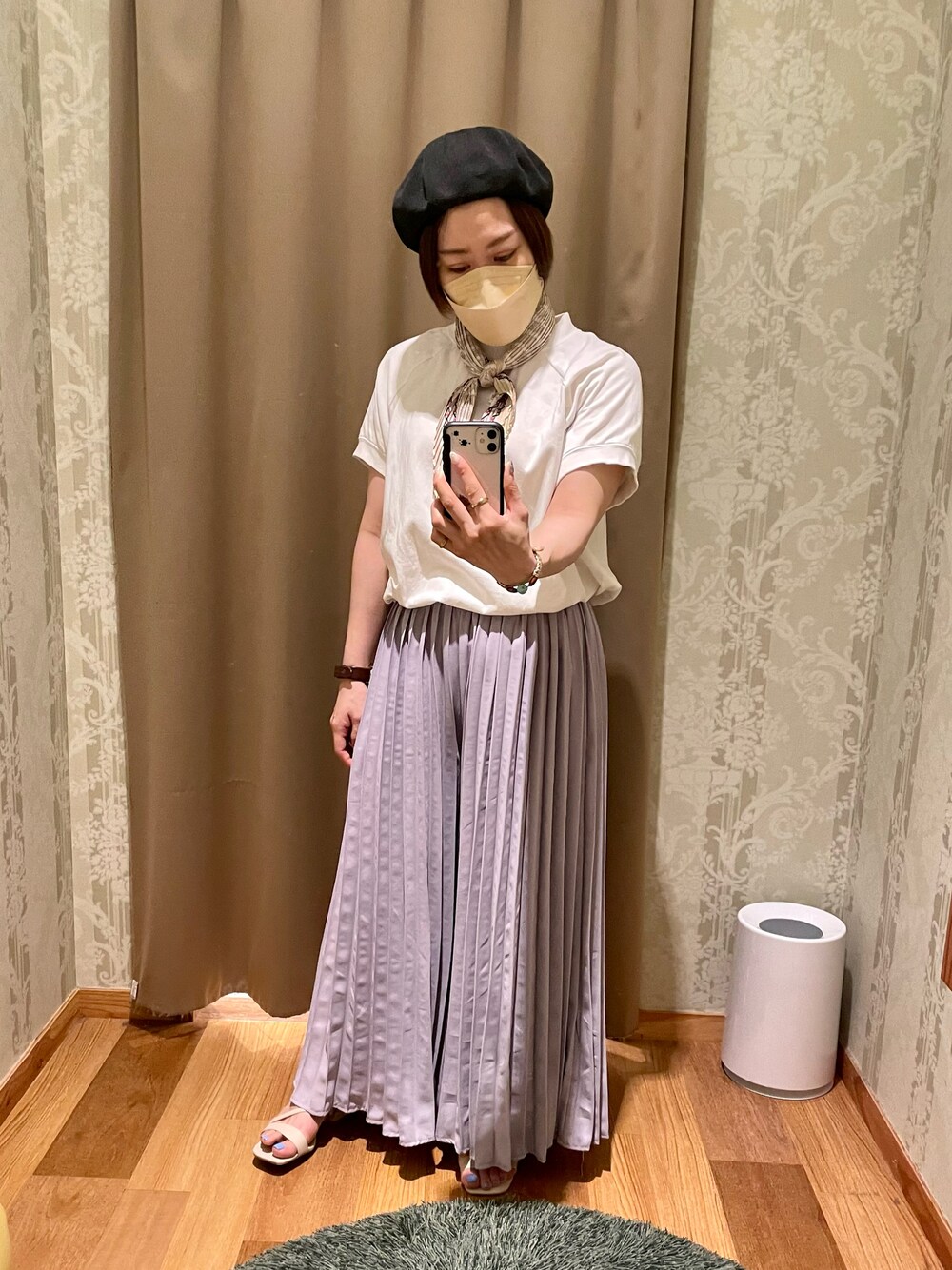 「ラクチンコーデ、低身長、プチプラコーデ、淡色コーデ、ベレー帽、スカーフ、サンダルコーデ」｜「no brandのアイテム（ハンチング/ベレー帽、ブラック系）」を使った、真 花さん（レディース・151cm）の夏コーディネートの1枚目の写真