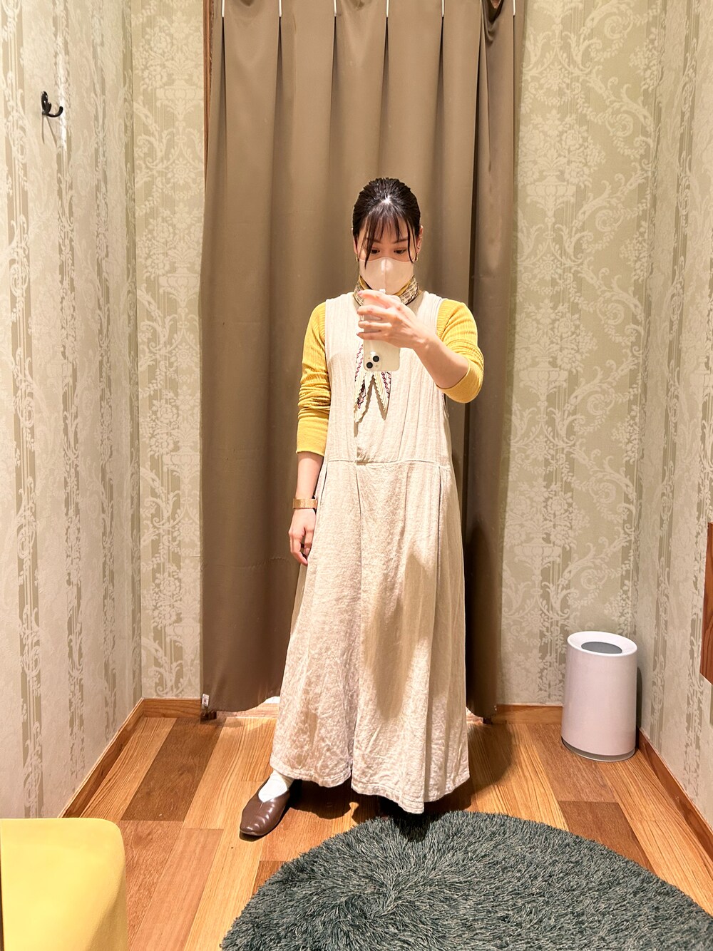 「低身長コーデ、春服コーデ、きれいめカジュアル、ゆったりコーデ、イエロー」｜「08Mabのアイテム（ニット/セーター、イエロー系）」を使った、真 花さん（レディース・151cm）の春コーディネートの1枚目の写真