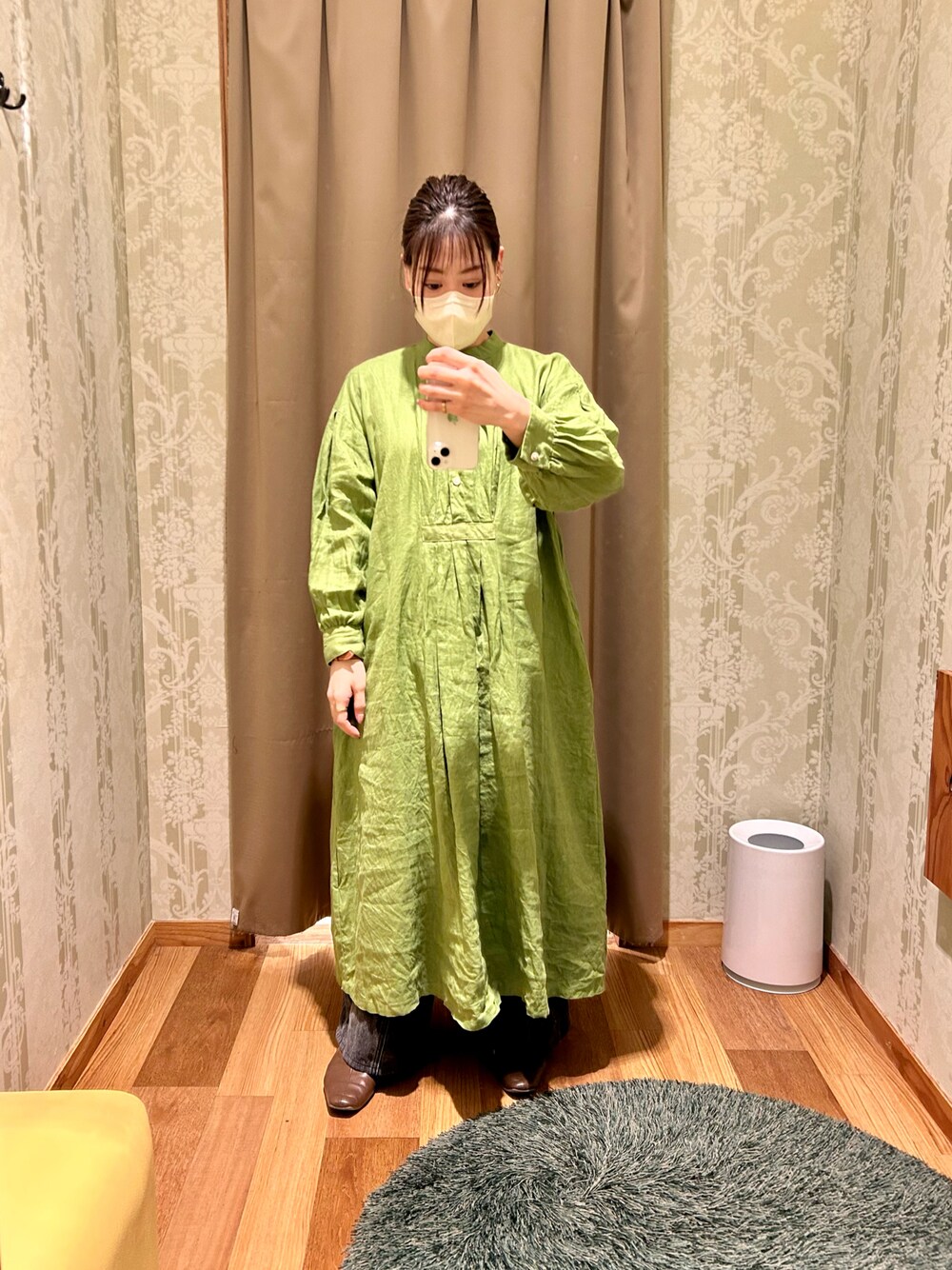 「春、春服みてみて、春カラー、デニム、カラーコーデ、マキシ丈ワンピース、リネン、今日のコーデ」｜「08Mabのアイテム（ワンピース、グリーン系）」を使った、真 花さん（レディース・151cm）の春コーディネートの1枚目の写真
