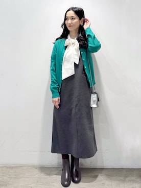 「アイテム（ピアス（両耳用）、ベージュ系）」を使った、OPAQUE.CLIPスタッフさん（レディース・156cm）の秋コーディネート