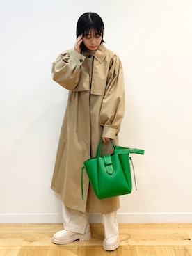 「OPAQUE.CLIP」｜「アイテム（トレンチコート）」を使った、OPAQUE.CLIPスタッフさん（レディース・158cm）の冬コーディネート