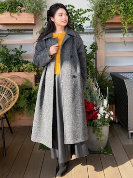 「レザースカート」｜「アイテム（チェスターコート）」を使った、OPAQUE.CLIPスタッフさん（レディース・162cm）の冬コーディネート