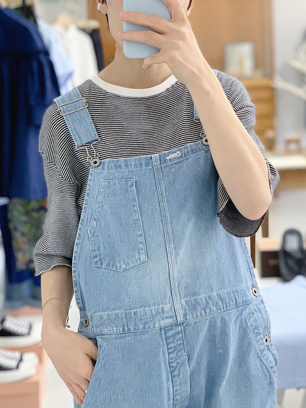 「カジュアルコーデ、シンプルコーデ、オーバーオール、ボーダー、leno&co」｜「LENOのアイテム（サロペット/オーバーオール、ブルー系）」を使った、hiroさん（レディース・154cm）の春コーディネートの1枚目の写真