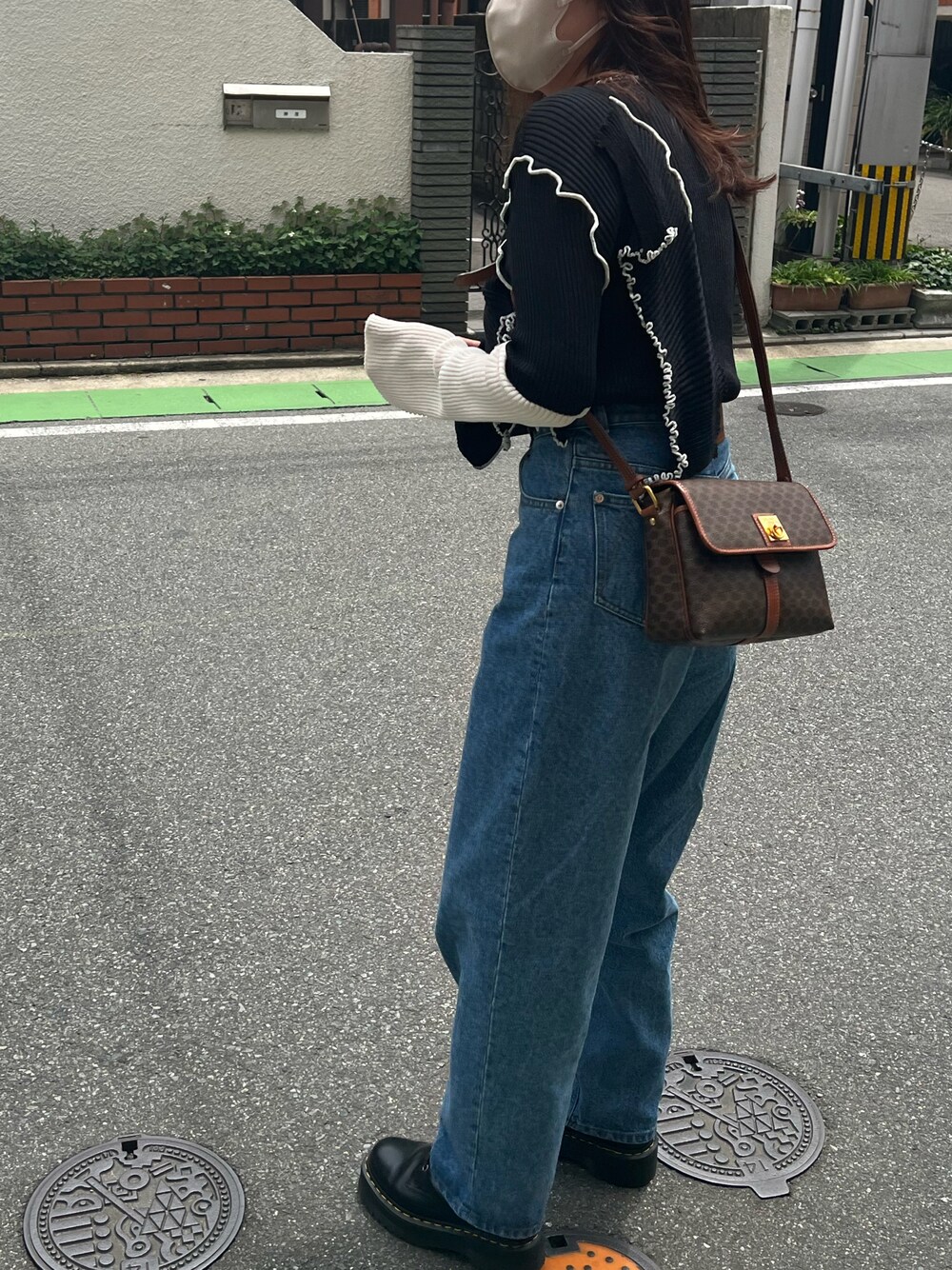 「大人コーデ、今日のコーデ、春夏コーデ、大学生」｜「MAISON SPECIALのハイウエストコクーンデニム【MAISON SPECIAL/メゾンスペシャル】（デニムパンツ、ブルー系）」を使った、フウカさん（レディース・164cm）の春コーディネートの1枚目の写真