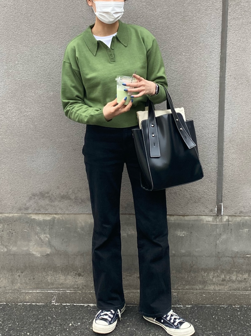 「TINA:JOJUN、autumn、green、大学生」｜「TINA：JOJUNのプルオーバー 衿付きニット TINA：JOJUN（ニット/セーター、グリーン系）」を使った、フウカさん（レディース・164cm）の秋コーディネートの1枚目の写真