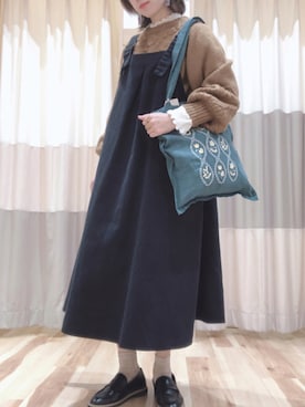 「ニット/セーター」｜「アイテム（ジャンパースカート）」を使った、yuさん（レディース・166cm）の秋コーディネート