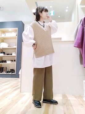「Samansa Mos2 blue（サマンサモスモスブルー）のアイテム（ベスト）」を使った、yuさん（レディース・166cm）の冬コーディネート