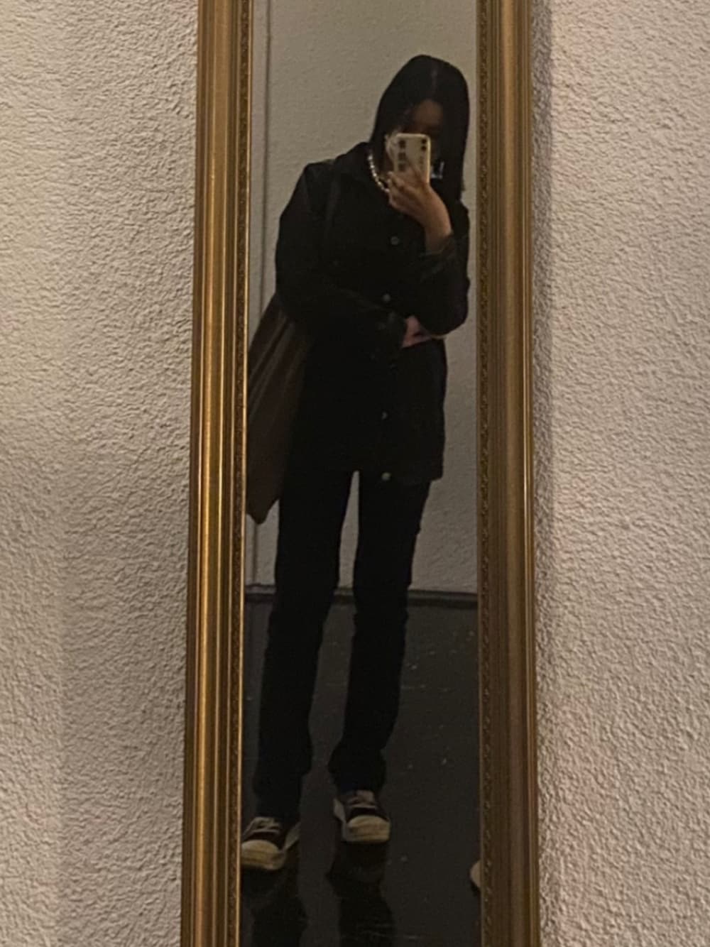 「JOHN LAWRENCE SULLIVAN、marine serre、RICK OWENS、ISSEY MIYAKE、ootd、ALL BLACK、服飾学生」｜「JOHN LAWRENCE SULLIVANのBLEACHED DENIM DETACHABLE SLEEVE JACKET（デニムジャケット、ブラック系）」を使った、チさん（レディース・164cm）の夏コーディネートの1枚目の写真