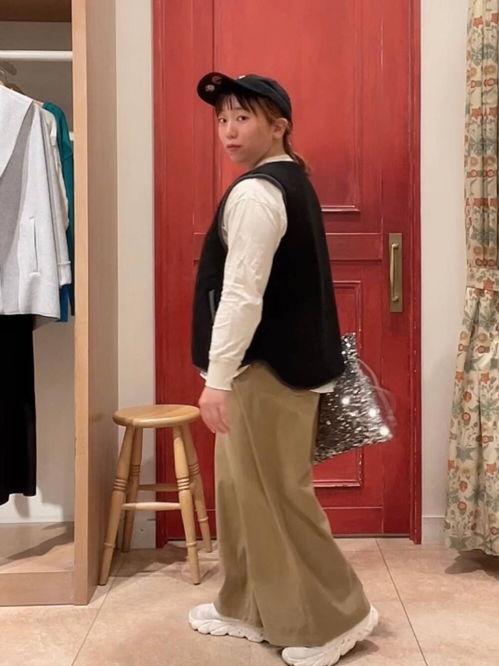 み と ず と きさんの「機能イージータックワイドコールパンツ[プチ・プラスサイズあり]（studio CLIP）」を使ったコーディネートの1枚目の写真