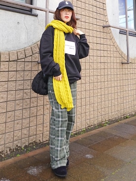 「ケーブルニット」｜「アイテム（スウェット）」を使った、Megchuさん（レディース・155cm）の秋コーディネート