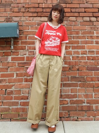 「MONO-MART LADY'S(モノマートレディース)のハイウエストタックワイドストレートチノパンツ(チノパンツ)」を使った、Megchuさん(レディース・155cm)の秋コーディネート